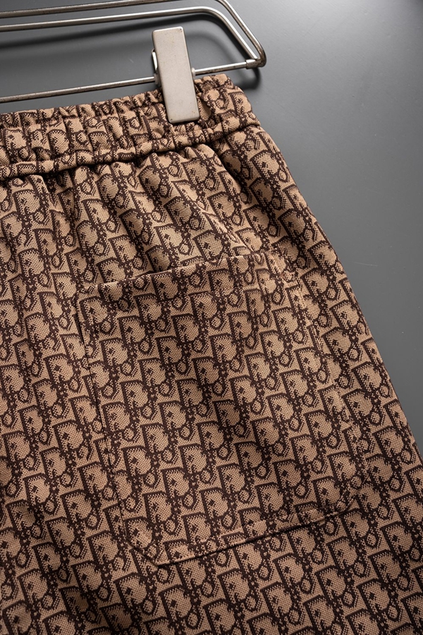 ブランドハーフパンツ全体デザイン